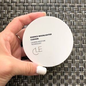 CLE cosmetics essence moonlight cushion